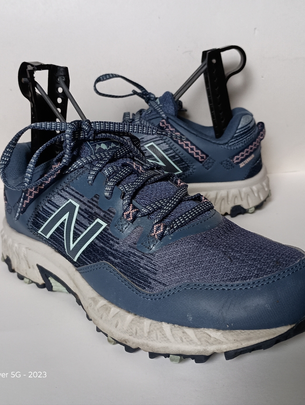 New Balance Women's 410v6 Running All Terrain WT410L16 Shoes Navy/Blue Size 7.5